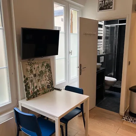 Appartement Atypique Aux Batignolles Paris Exterior photo