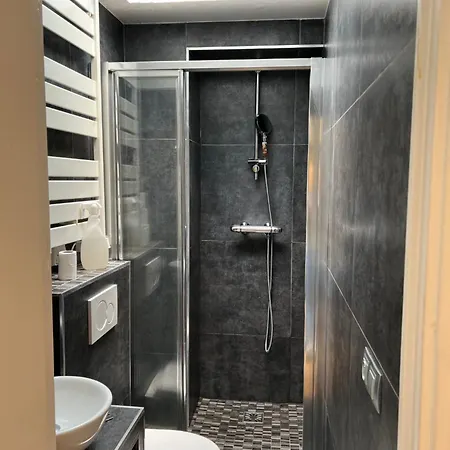 Appartement Atypique Aux Batignolles Paris Exterior photo